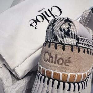 CHLOE’ Women's Nama Woven Platform Low Top Sneakers
Biscotti Beige